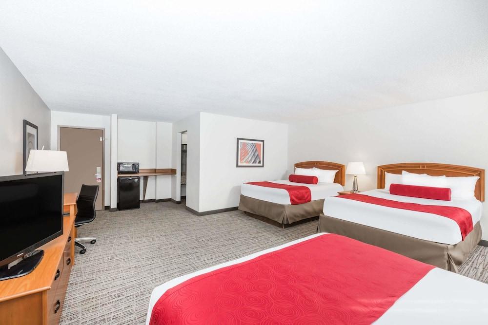 Wyndham Garden 3*
