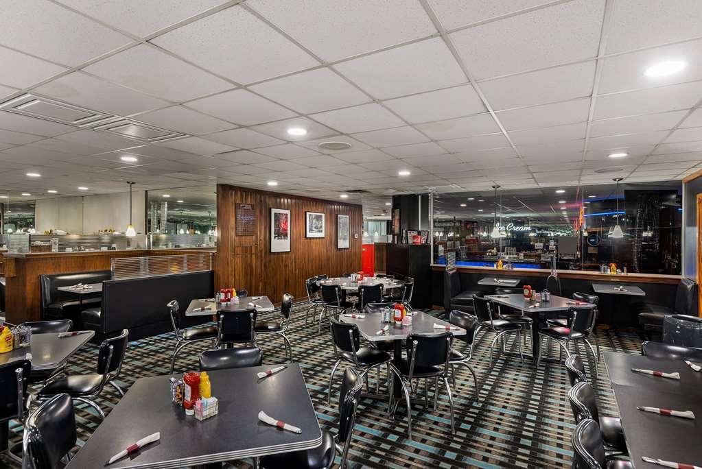 Wyndham Garden 3*