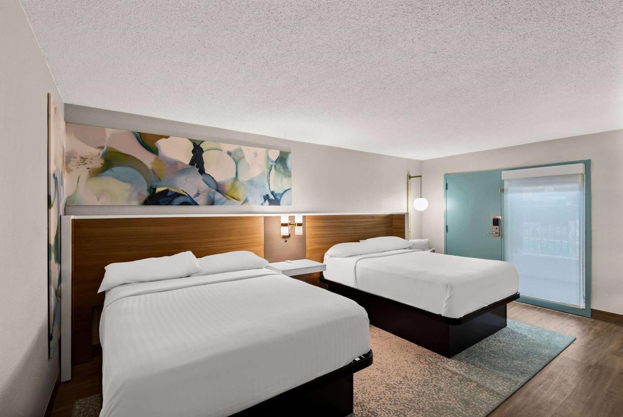 Wyndham Garden 3*