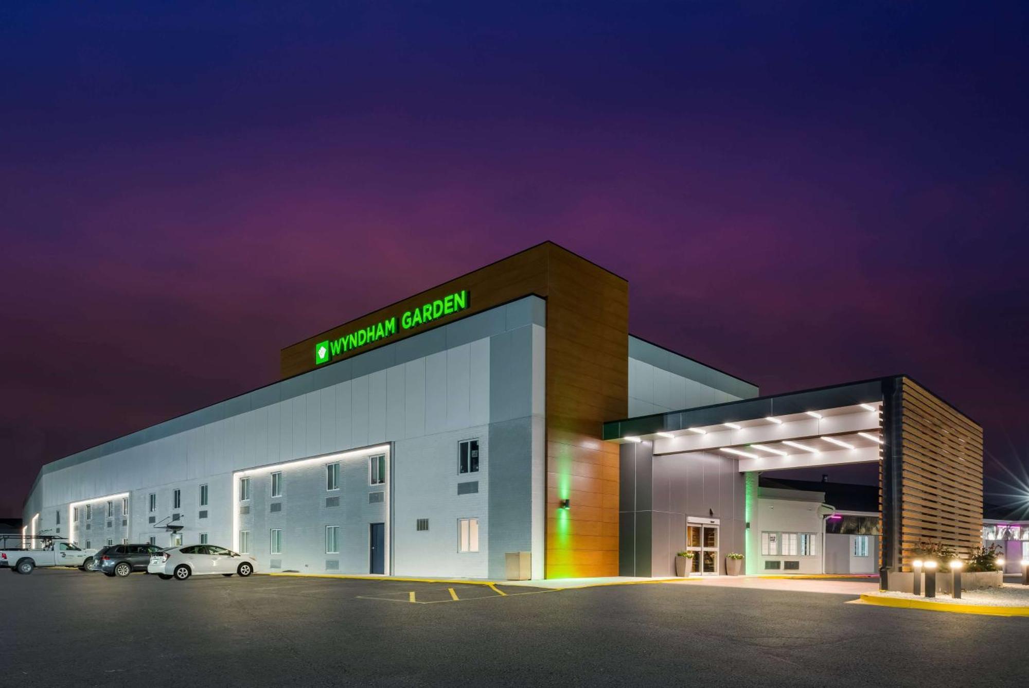 Hotel Wyndham Garden 3*